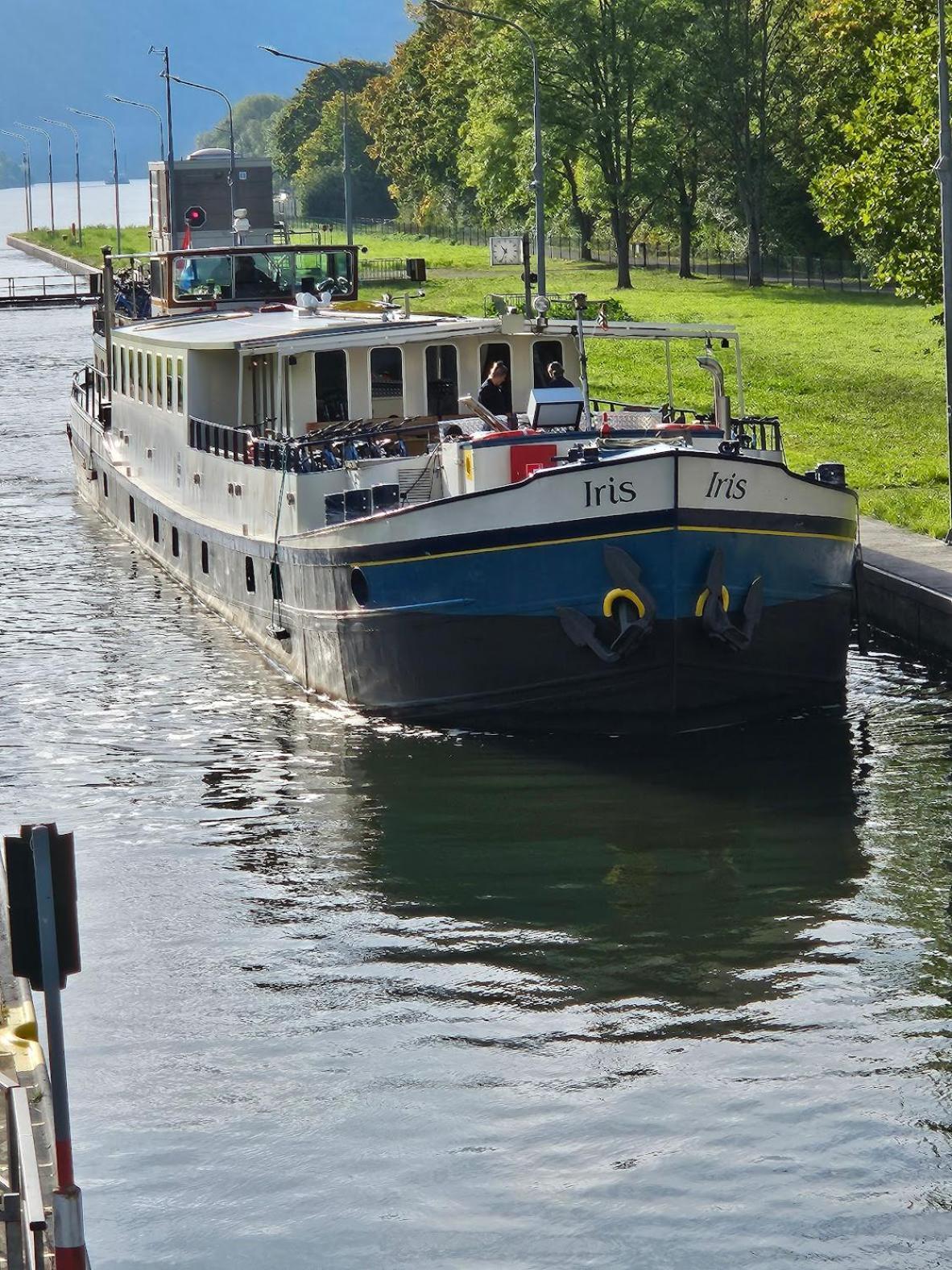 Hotelboat Iris Groningen Exterior foto