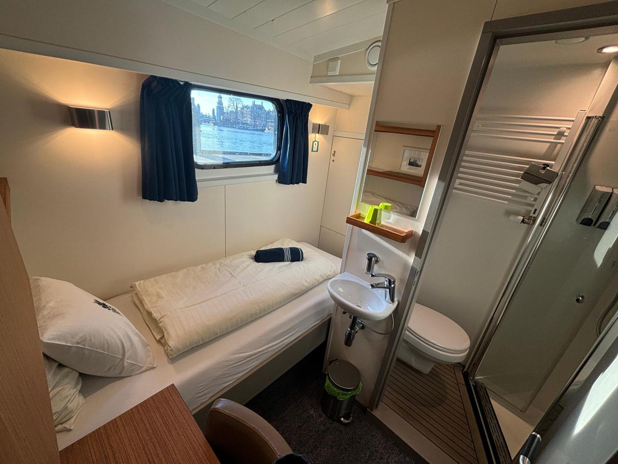 Hotelboat Iris Groningen Exterior foto
